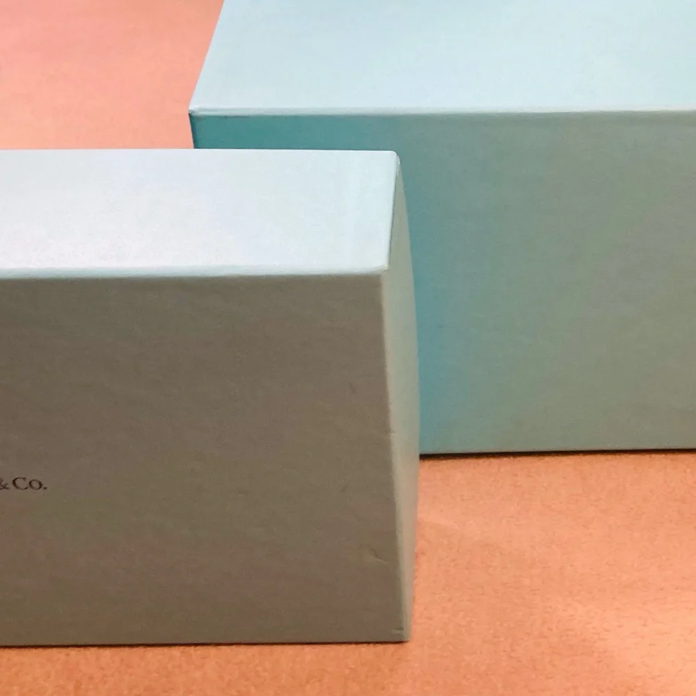 Tiffany & Co. Classic blue medium accessory gift box, to keep crystal,porcelain - Picture 6 of 13
